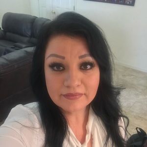 Meet your Posher, Ercilia